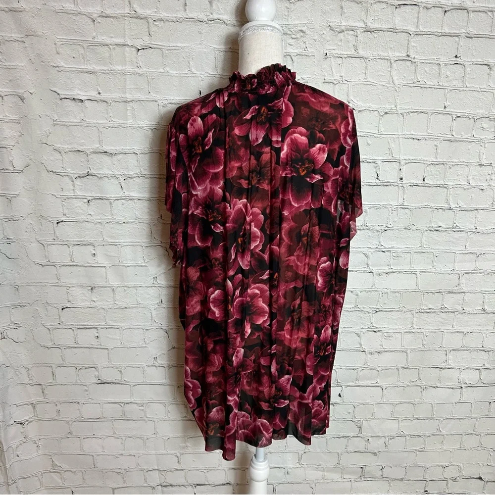 Torrid NWT Floral Mesh Blouse 5X - Picture 5 of 7